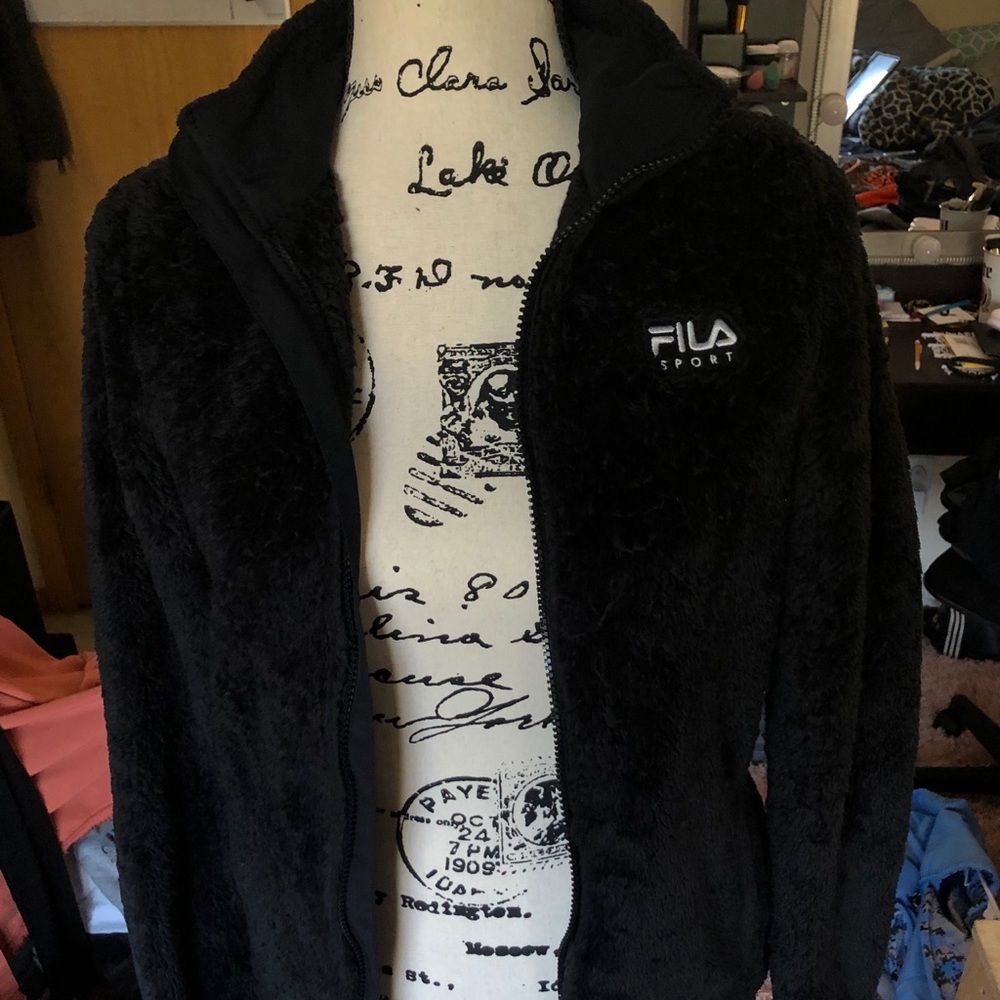 FILA Zip-up Fuzzy Jacket